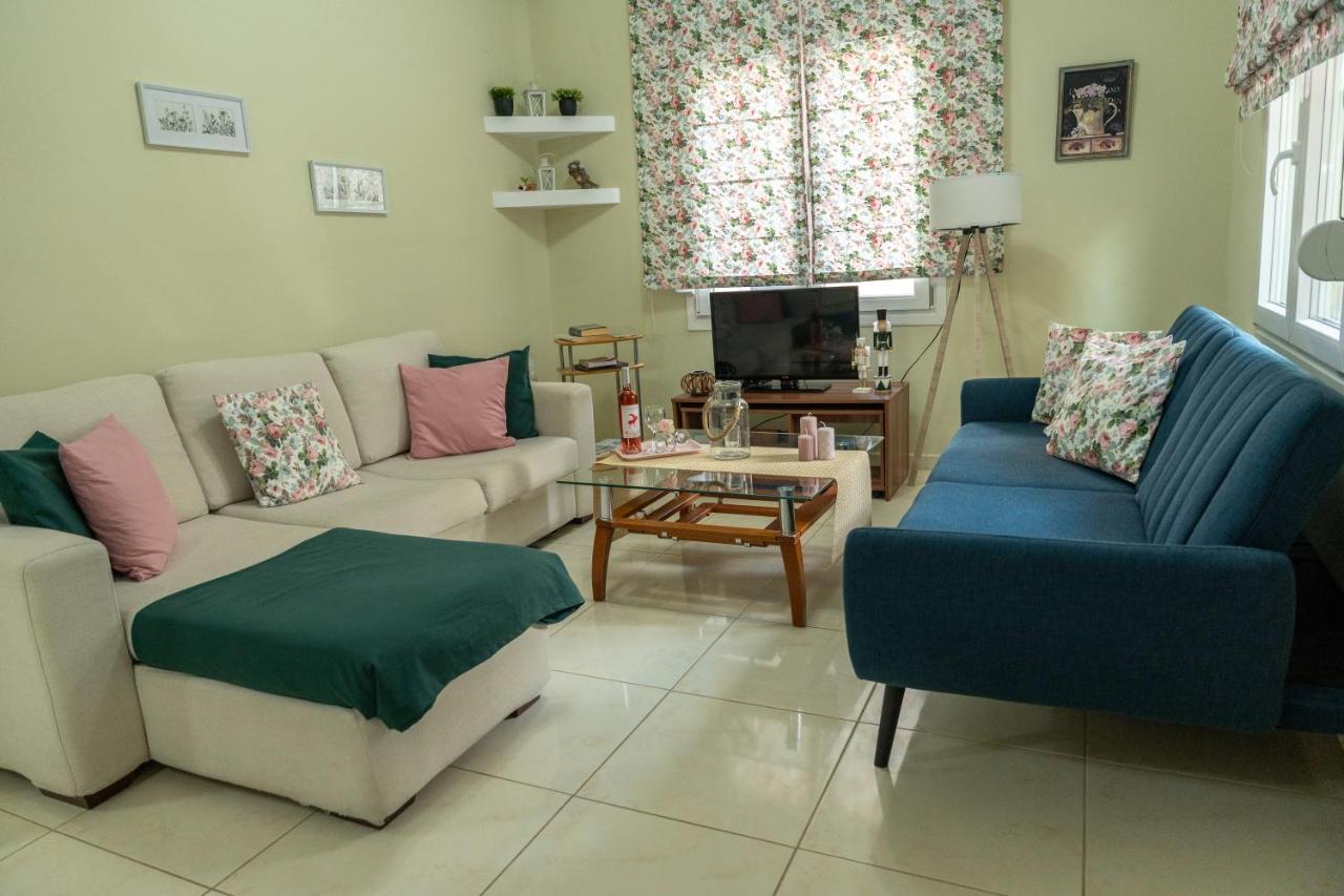 Dream House Apartment Xanthi Bagian luar foto