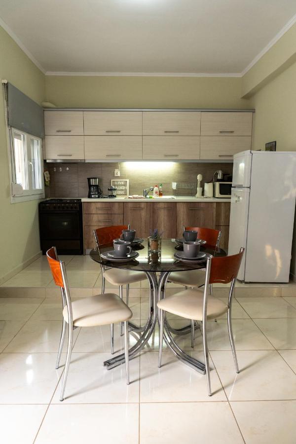 Dream House Apartment Xanthi Bagian luar foto
